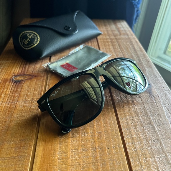 Ray-Ban Boyfriend Polarized Black Sunglasses 60mm